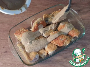 Минтай запечённый под грибным соусом