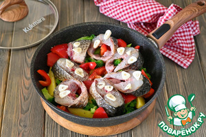 Пеленгас, тушеный с картошкой и овощами