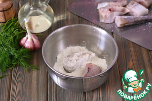 Жареный минтай с укропом и чесноком Жареный минтай с укропом и чесноком